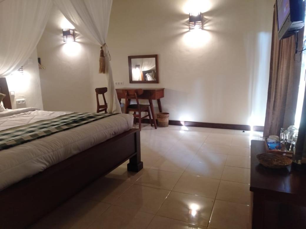 Batu Ampar Menjangan Hotell Banyuwedang Eksteriør bilde